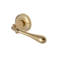 heritage brass v7155 roma levers on rose