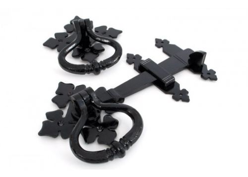 Anvil Shakespeare Latch Set