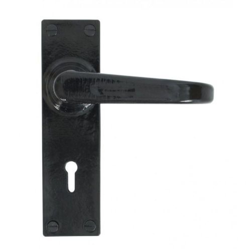 The Anvil Deluxe Lever Lock Set